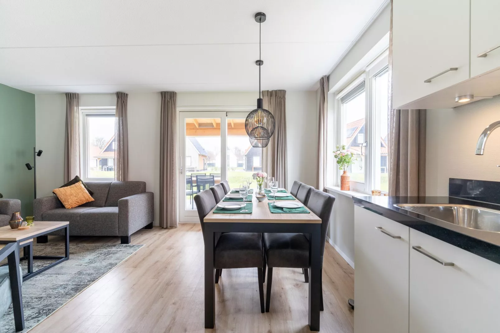 Ferienhaus Billa - Wulpdal 25-Eetkamer