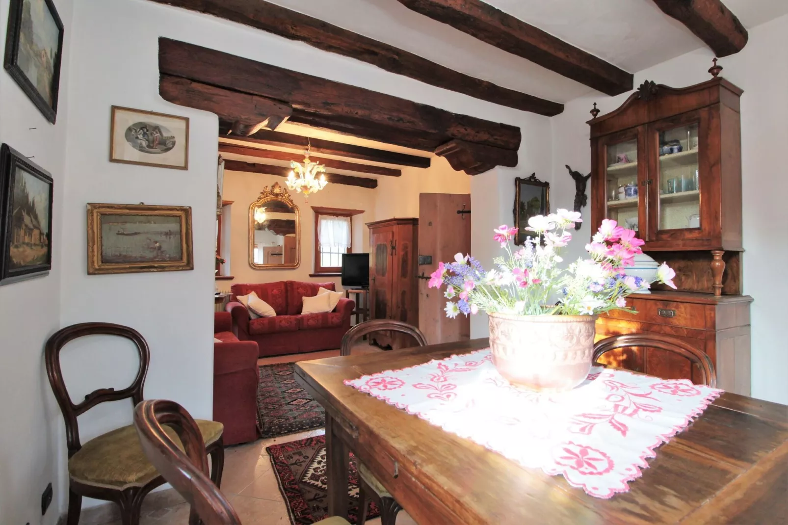 CASA TRAME DEGLI ANGELI 5 pax-Eetkamer