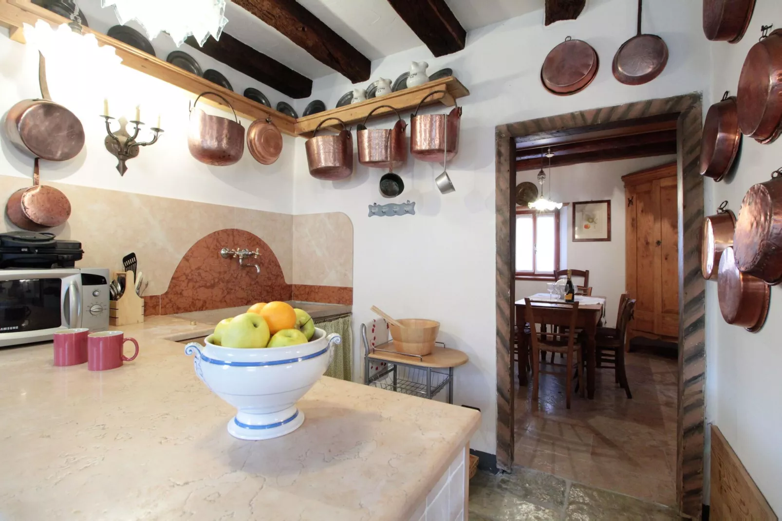 CASA TRAME DEGLI ANGELI 5 pax-Keuken