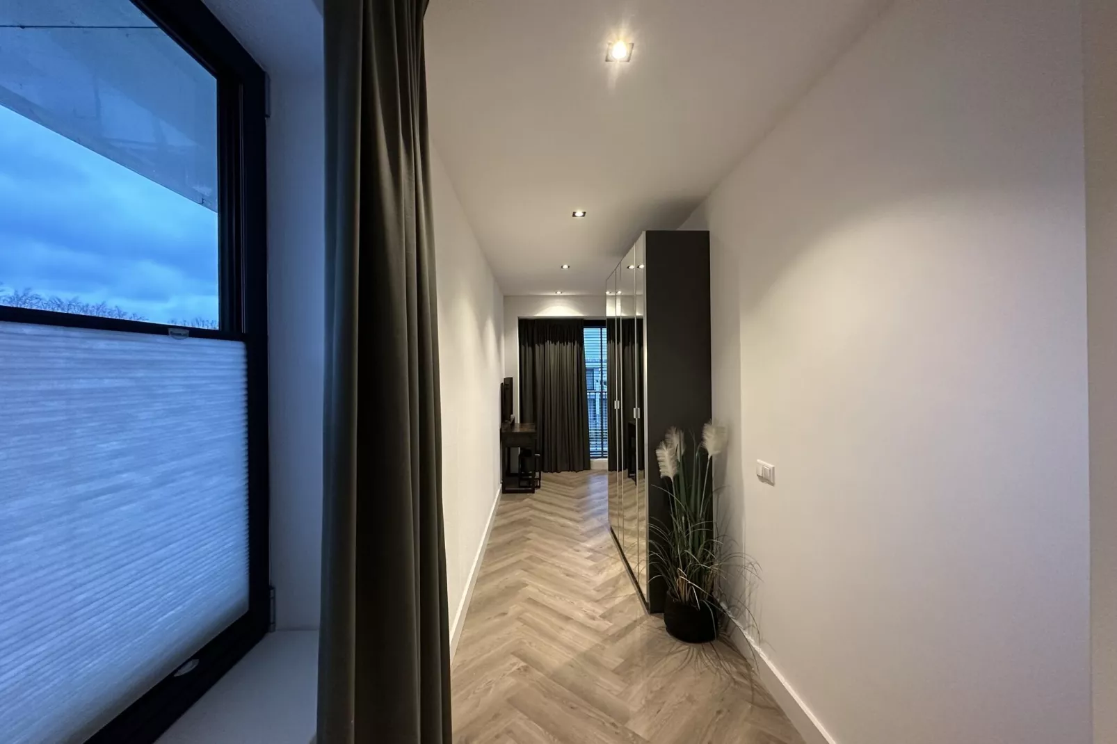 Casa Reyes al Lago 560-Overloop