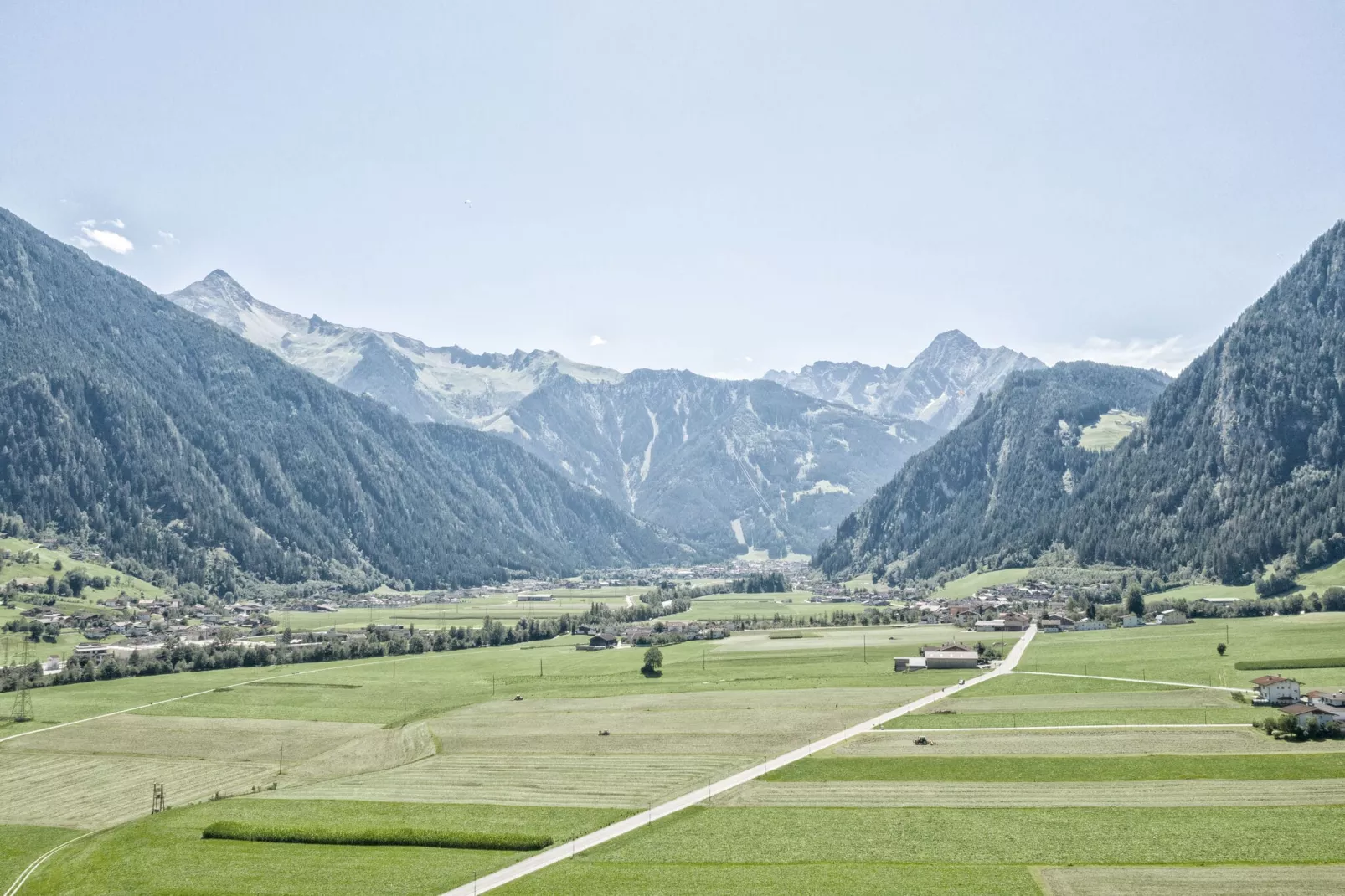 Talblick-Uitzicht zomer