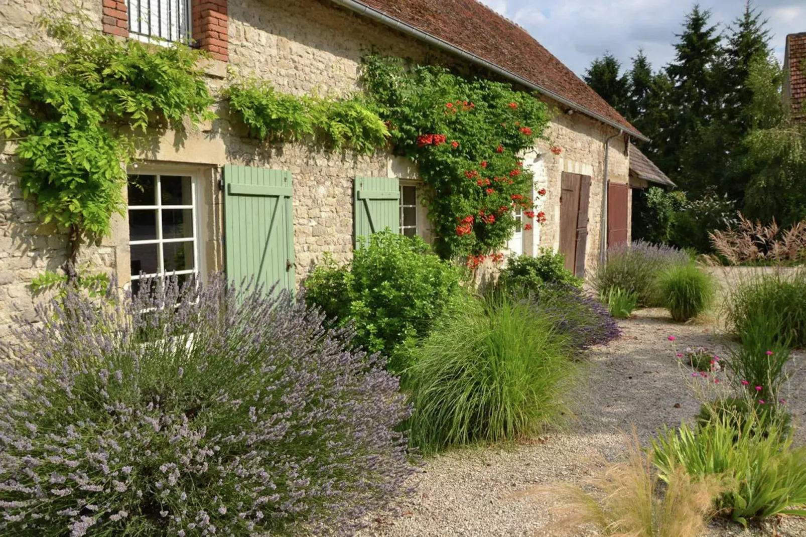 Maison de vacances - CHILLEURS-AUX-BOIS-Buitenkant zomer