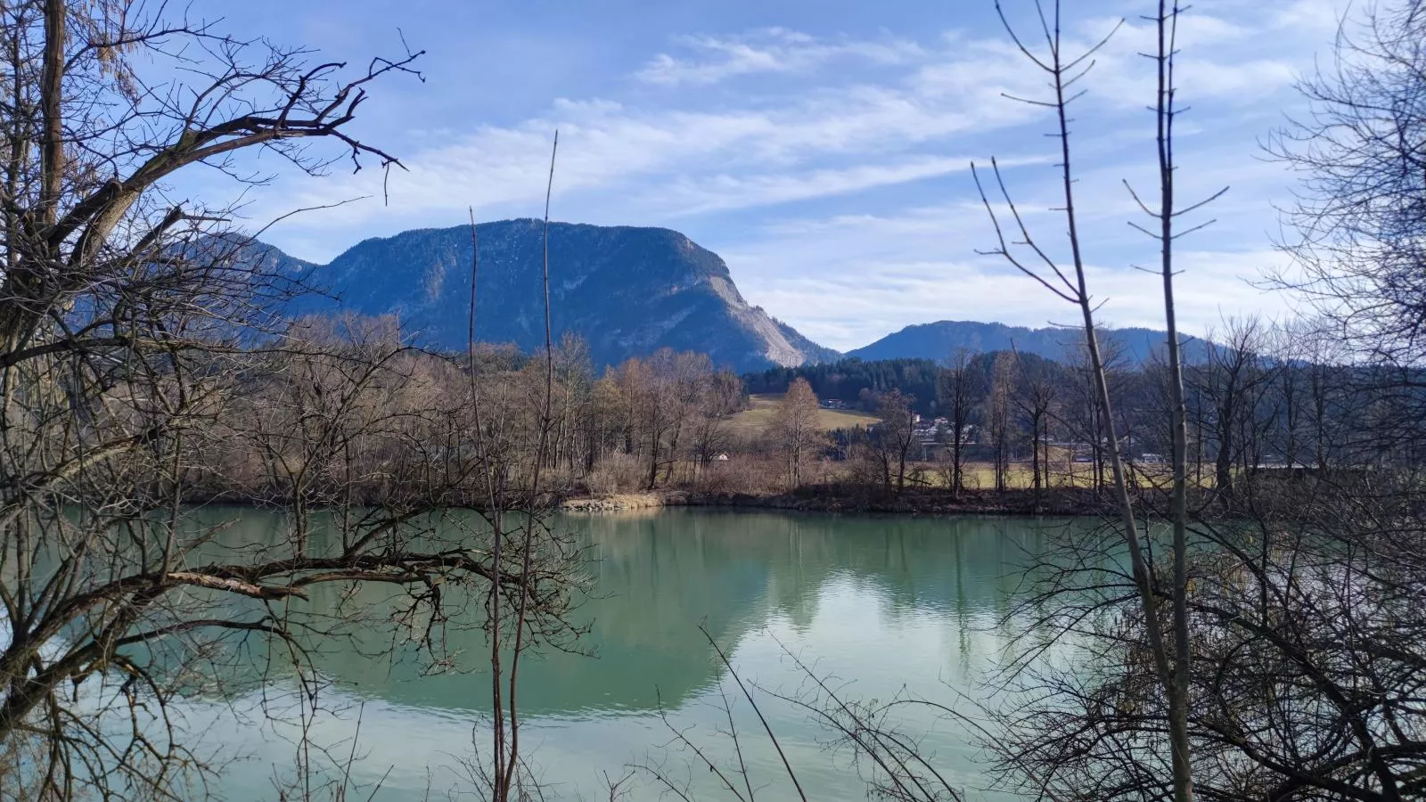 Am Inn Fluss-Uitzicht winter