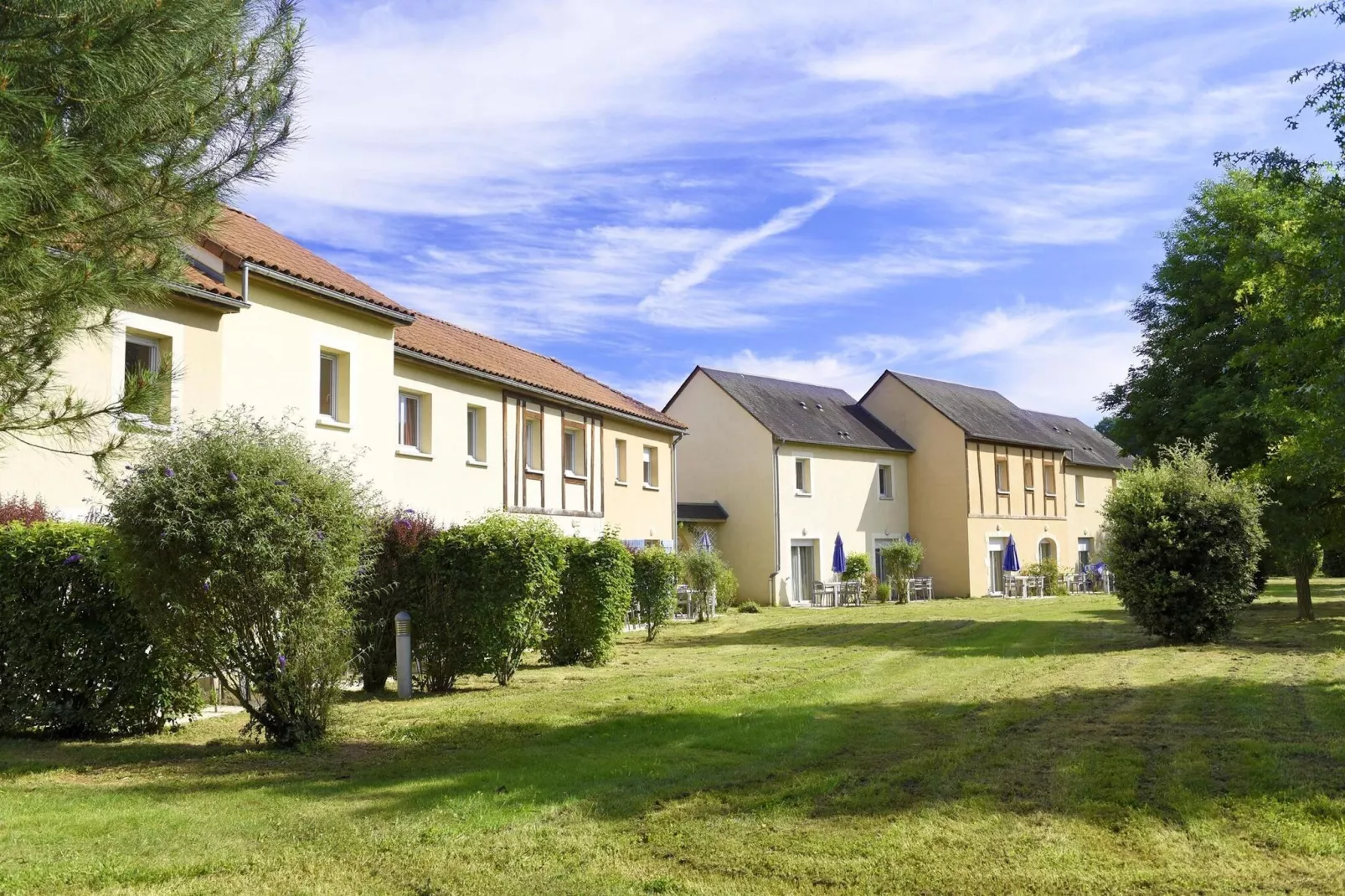 Résidence Le Hameau du Moulin 3-Buitenkant zomer