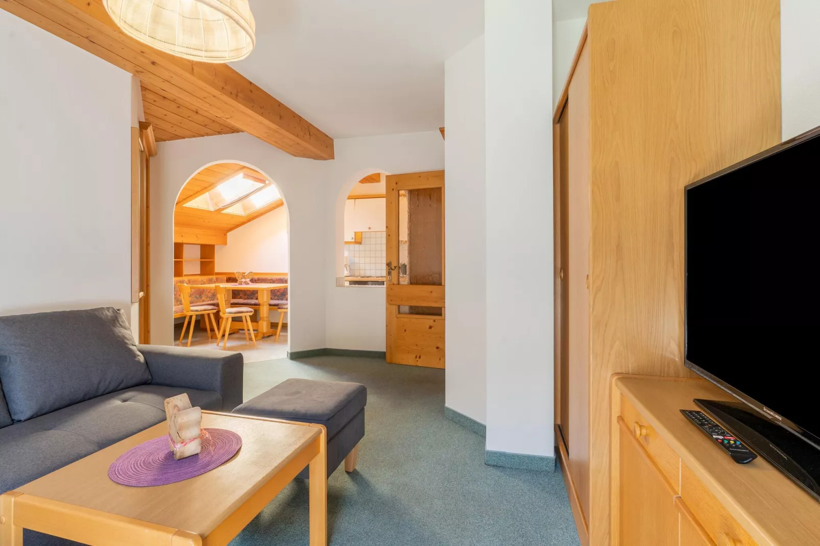 Apartment "Felbertal" & "Grasberge"-Woonkamer