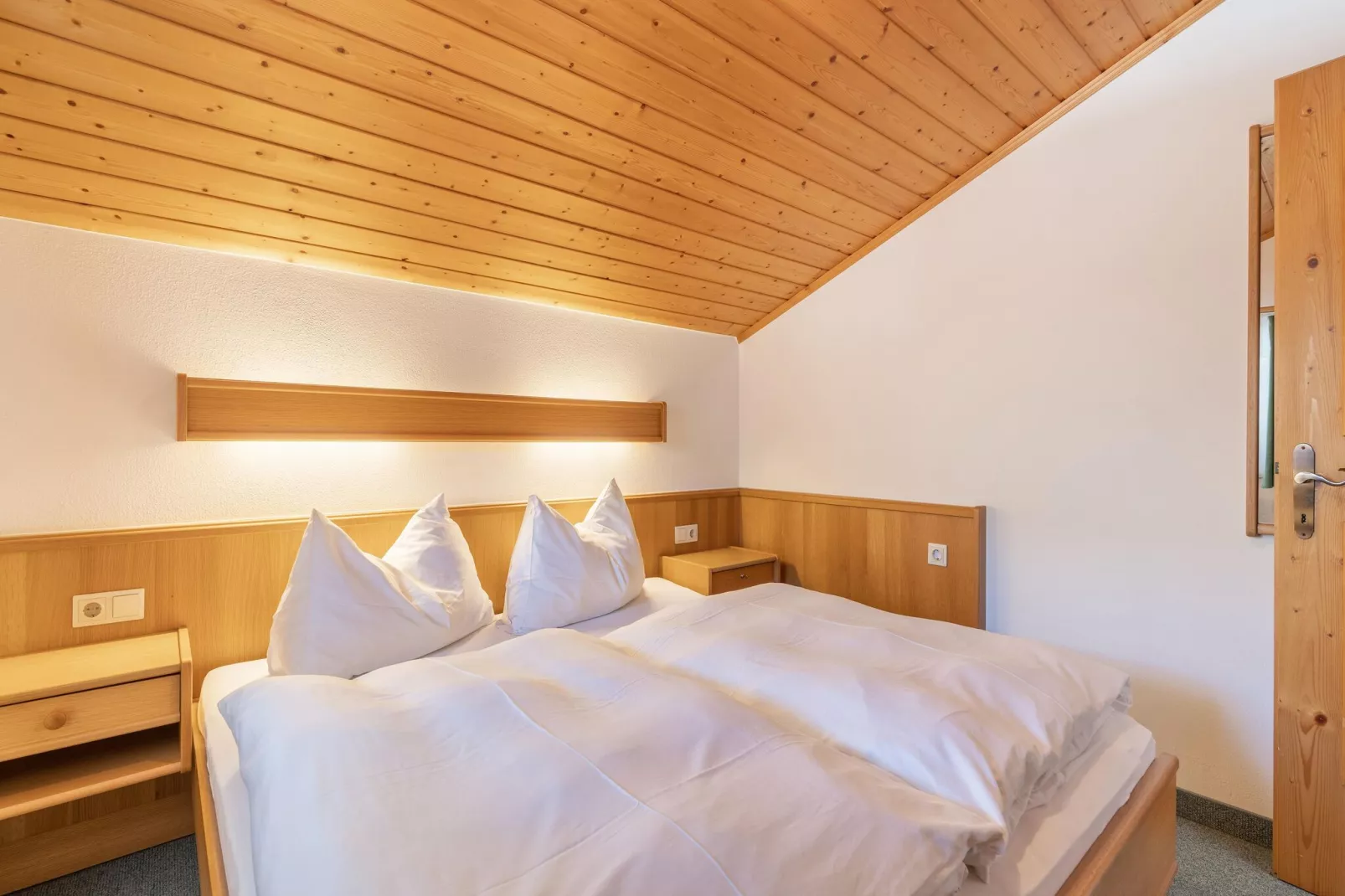 Apartment "Felbertal" & "Grasberge"-Slaapkamer