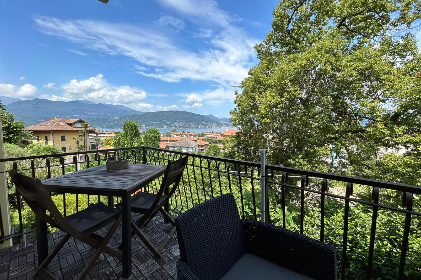 Appartement Aurora - With Lake view-Buitenkant zomer
