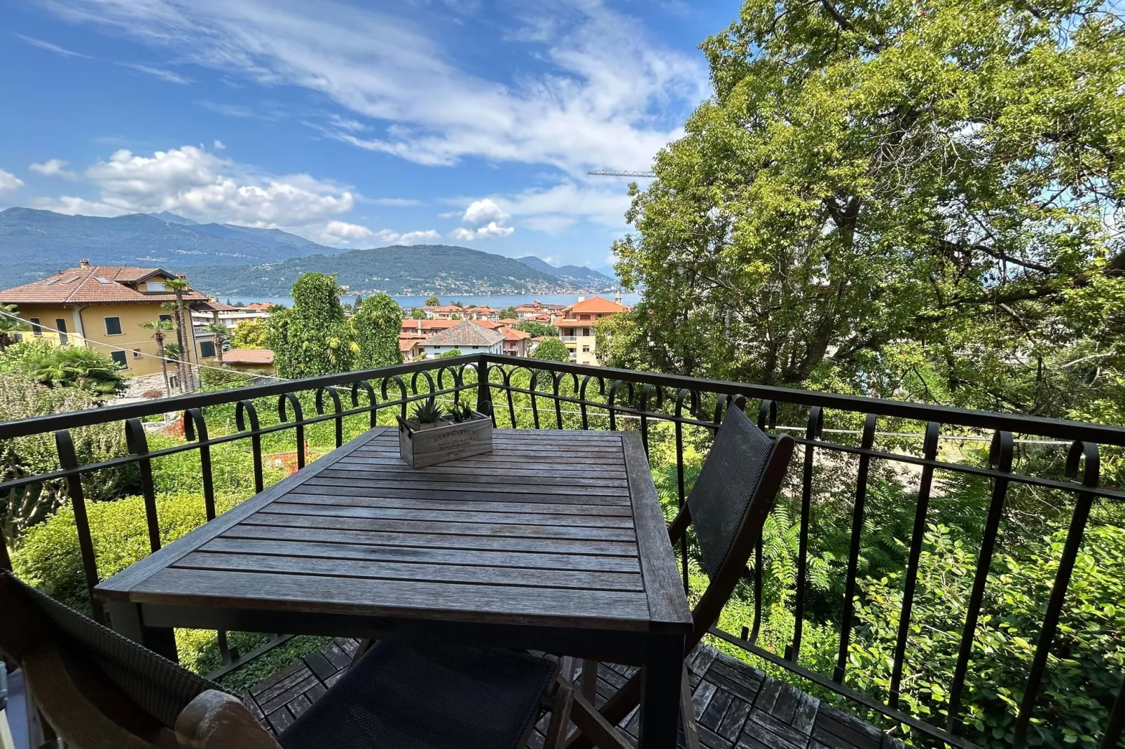 Appartement Aurora - With Lake view-Uitzicht zomer