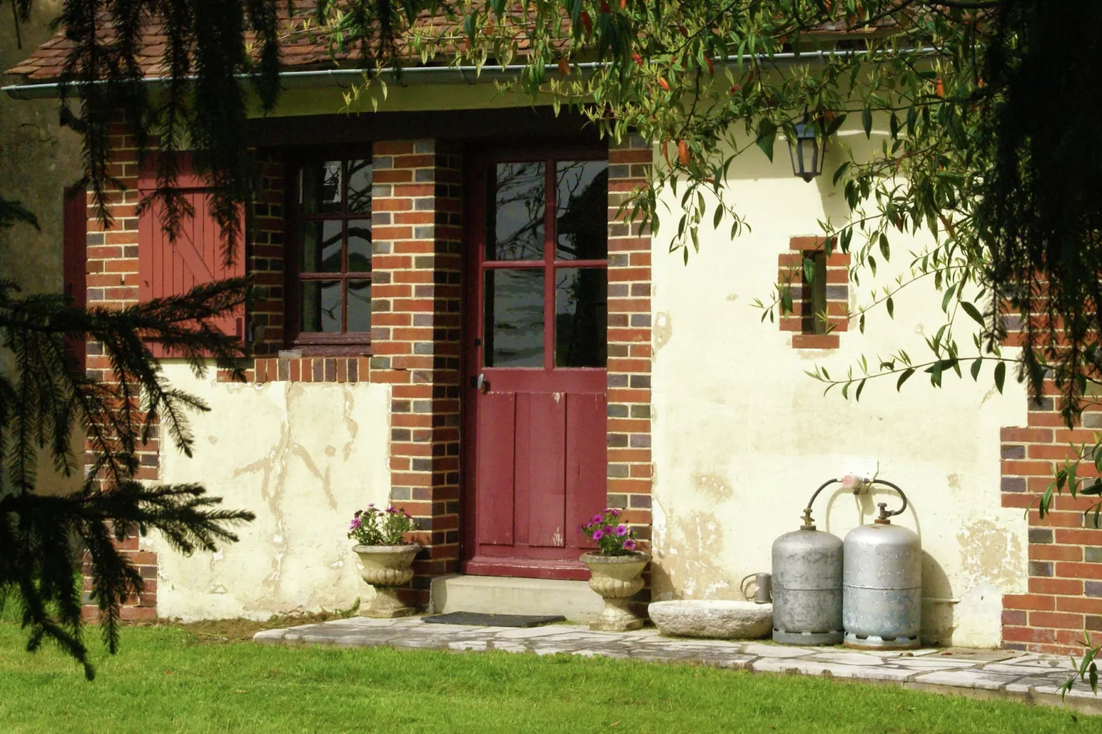 Maison de vacances  St Maurice sur Aveyron ferme-Buitenkant zomer