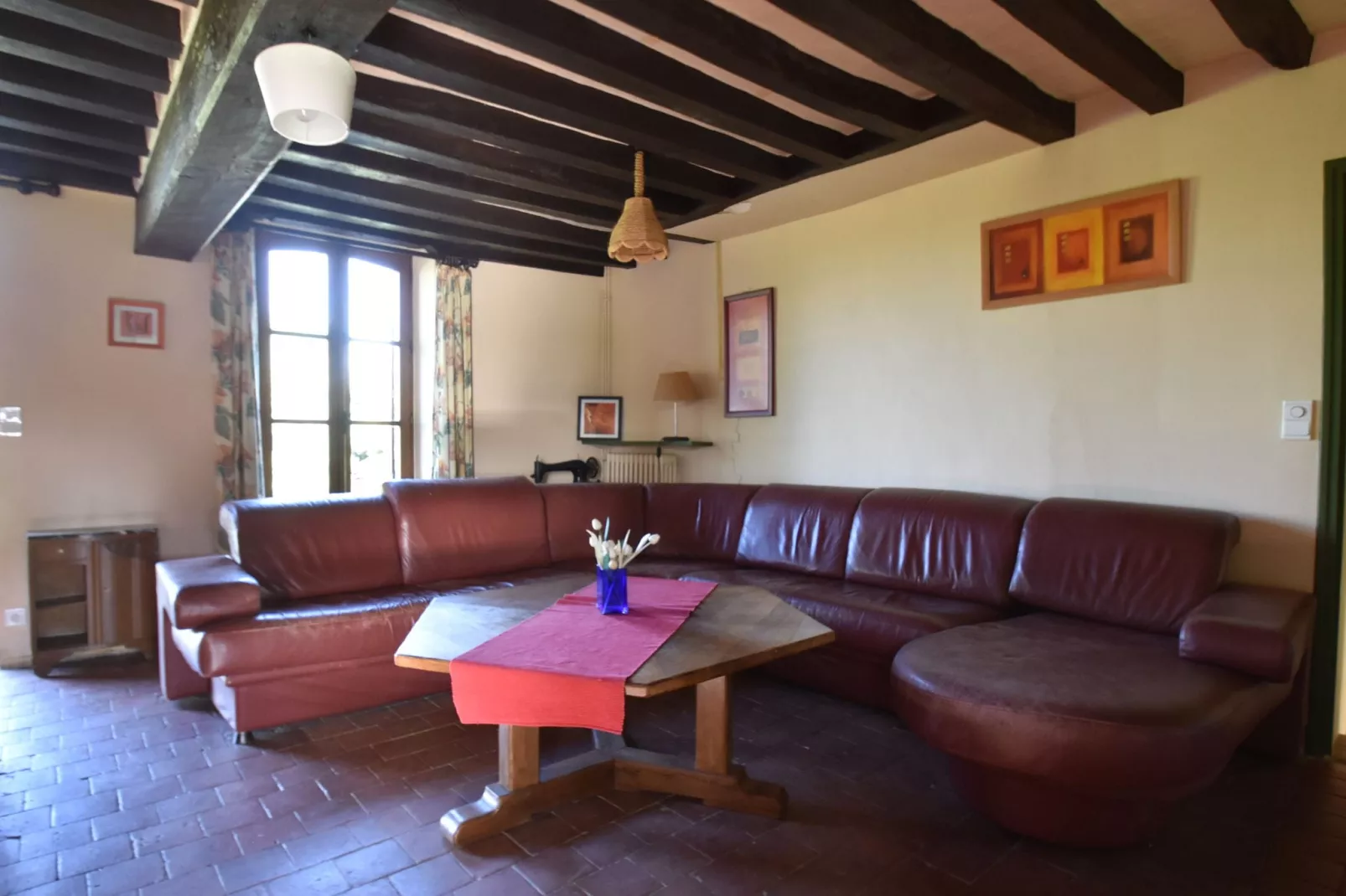 Maison de vacances  St Maurice sur Aveyron ferme-Woonkamer