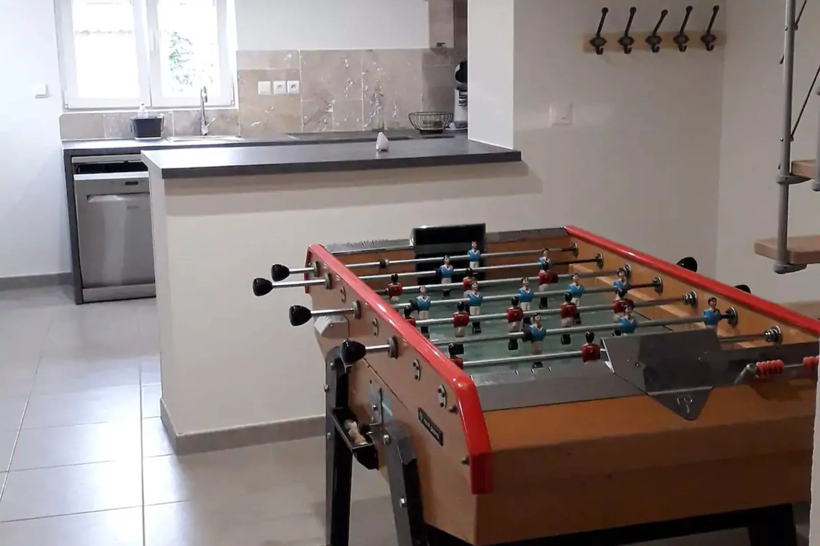 Gezellig vakantiehuis met tuin-Recreatieruimte