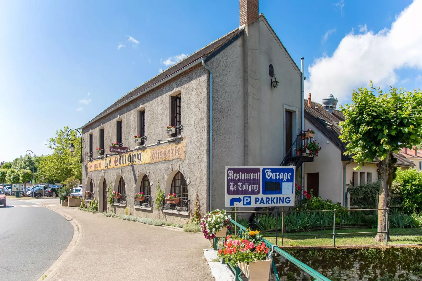 Fijn vakantiehuis in Châtillon-Coligny bij Canal de Briare-Gebieden zomer 1km