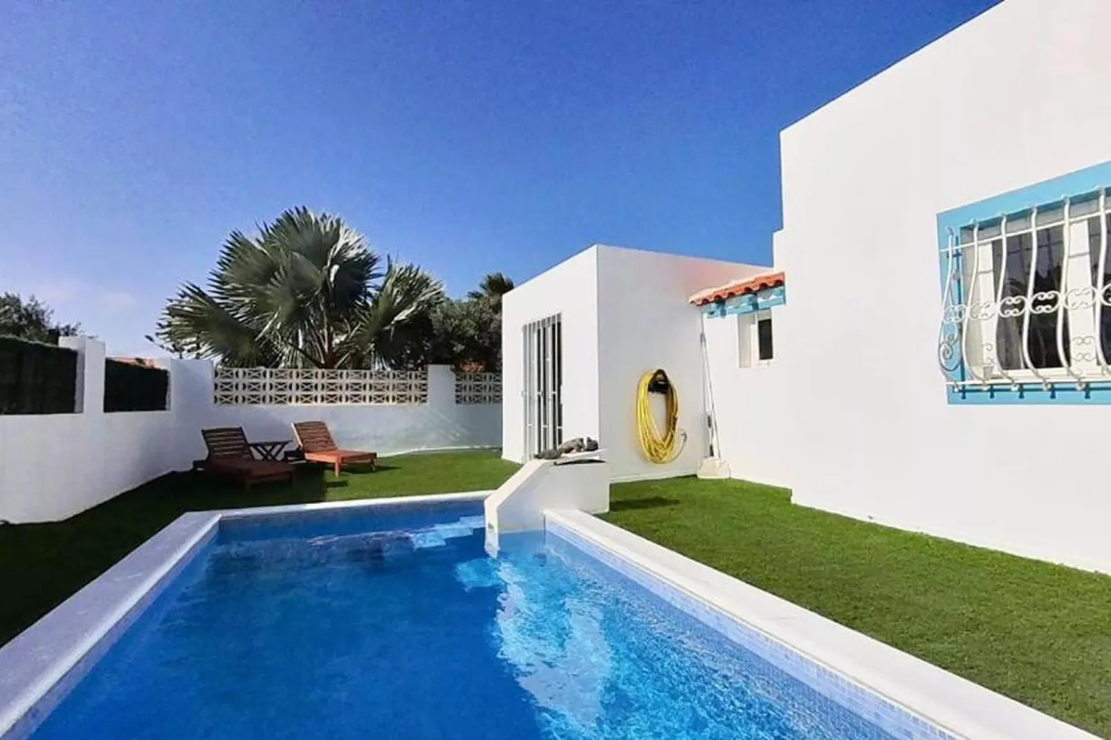 poolofhouse