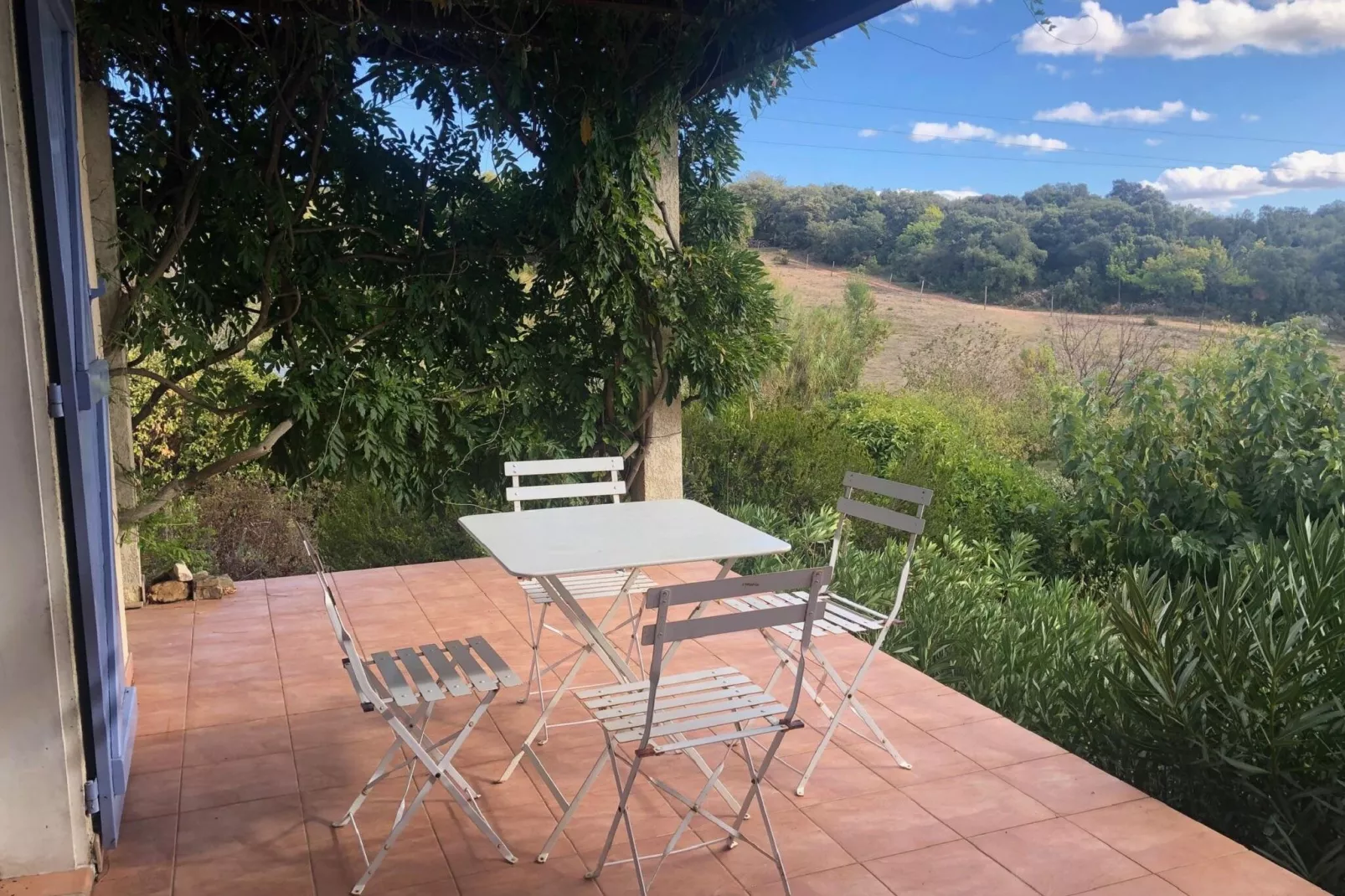 La Chouette de Minerve-Terrasbalkon