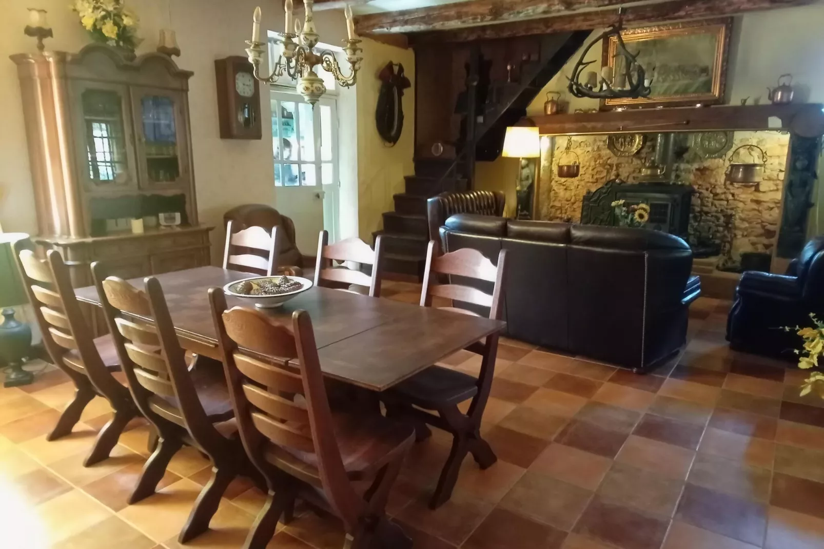 Maison de vacances - PUY-L'EVÊQUE-Eetkamer