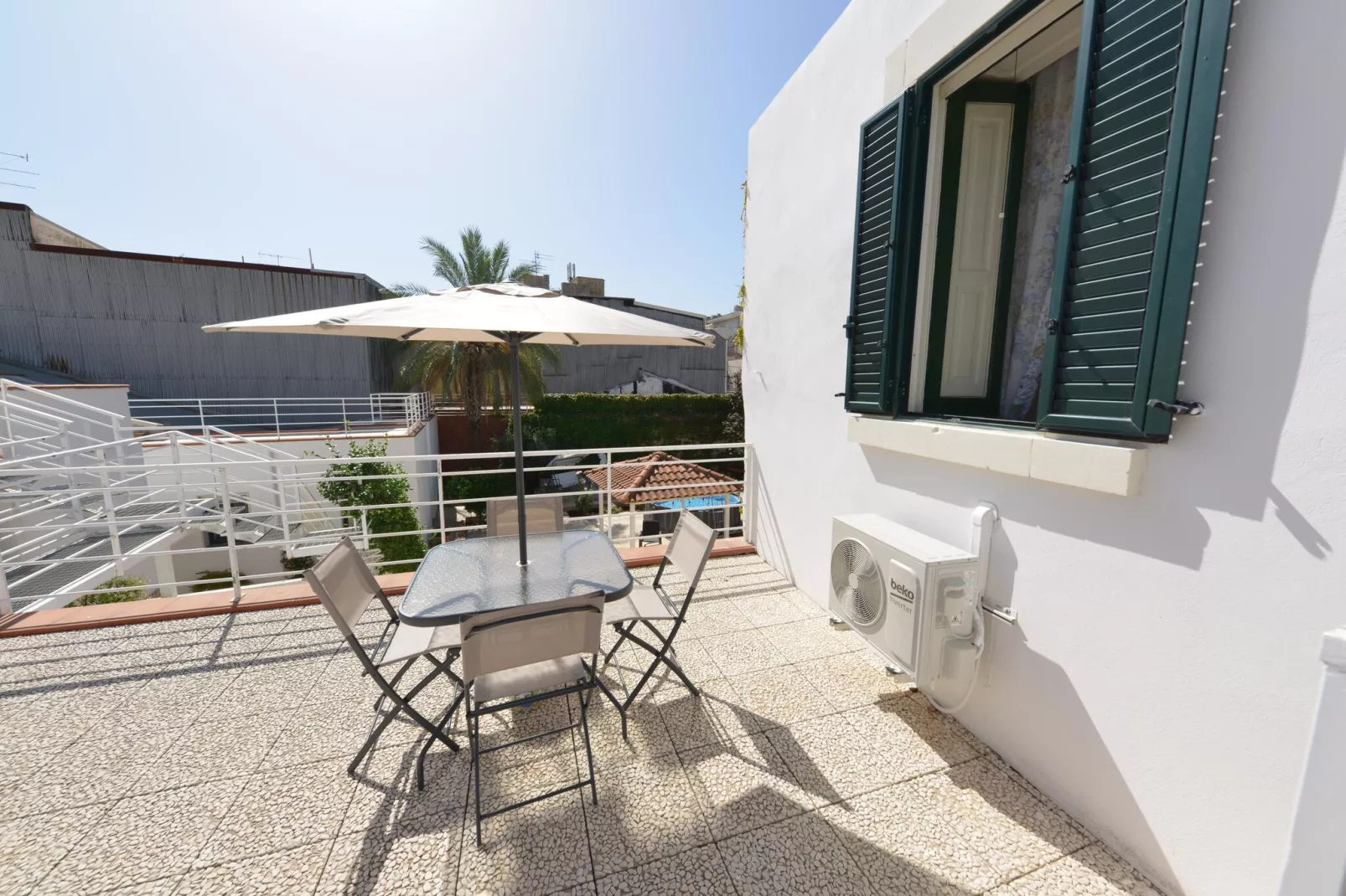 Casa Bianca Einzelhaus fuer 8 Personen  mit Privatpool-Terrasbalkon