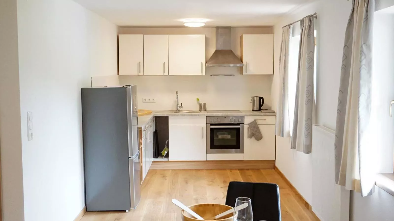 Kraftplatz am Litzlhof Large-Keuken