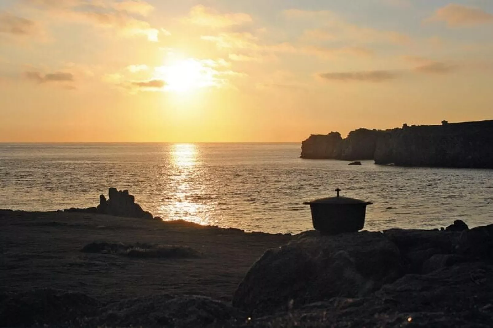 Steinhaus mit Meerblick auf der Insel Ouessant-Uitzicht