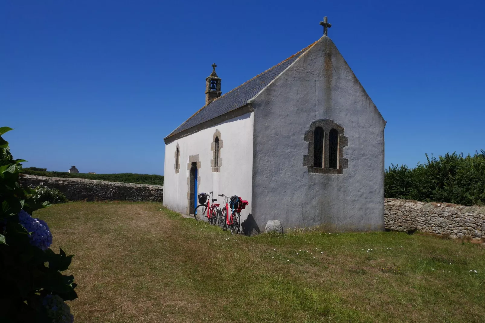 Steinhaus mit Meerblick auf der Insel Ouessant-Gebieden zomer 1km