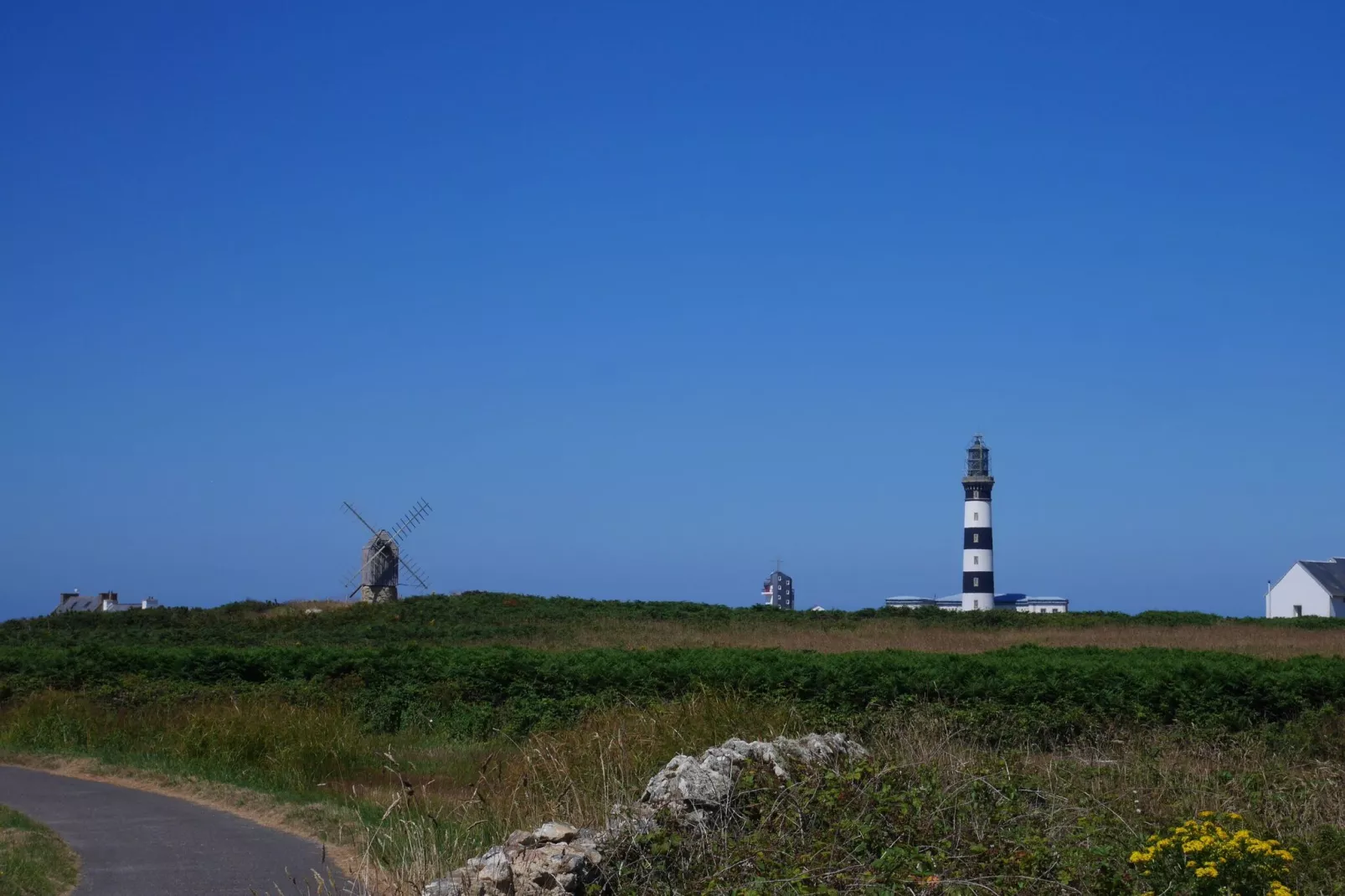 Steinhaus mit Meerblick auf der Insel Ouessant-Gebied winter 1km