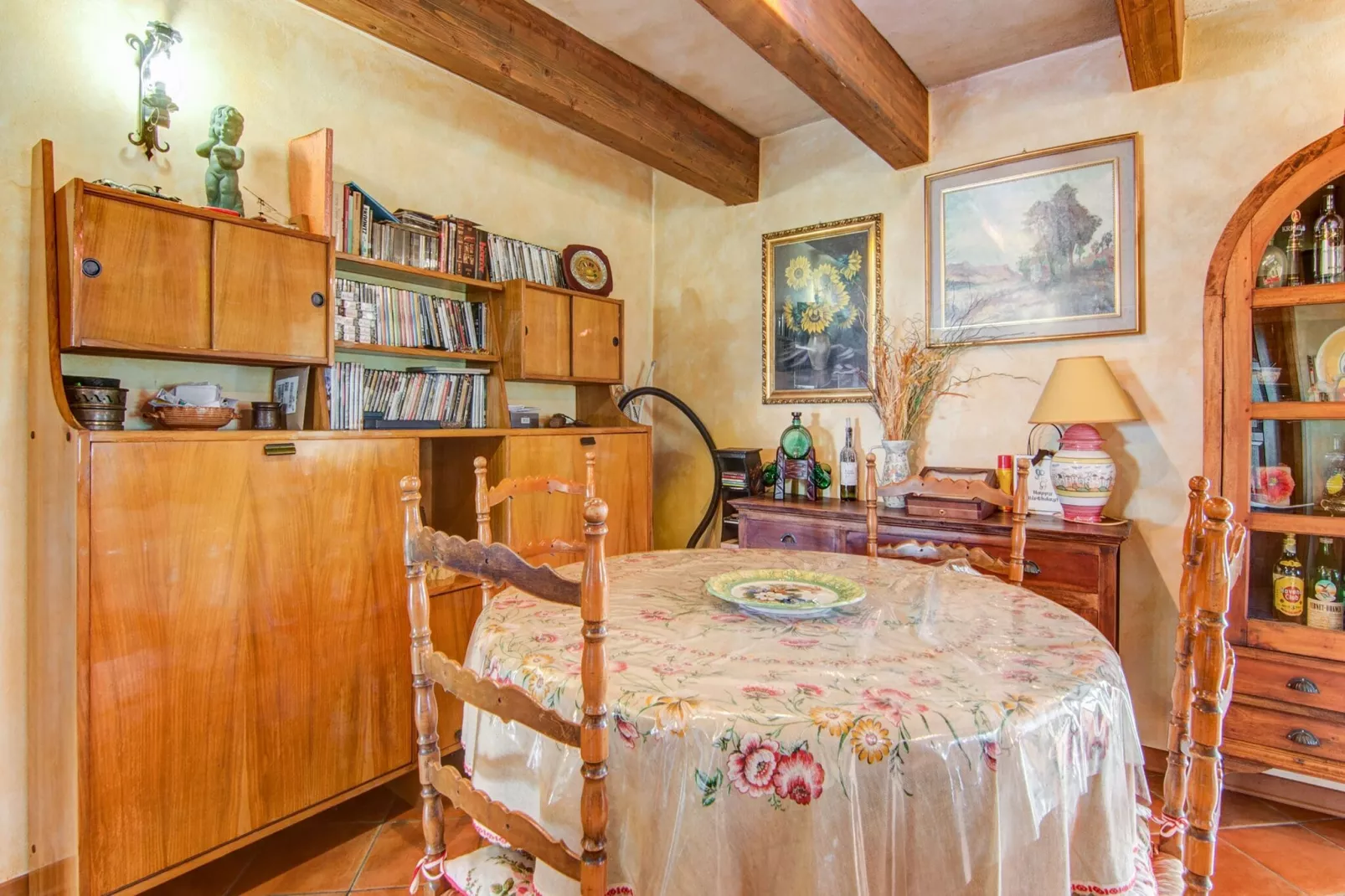 Casa Floris-Eetkamer