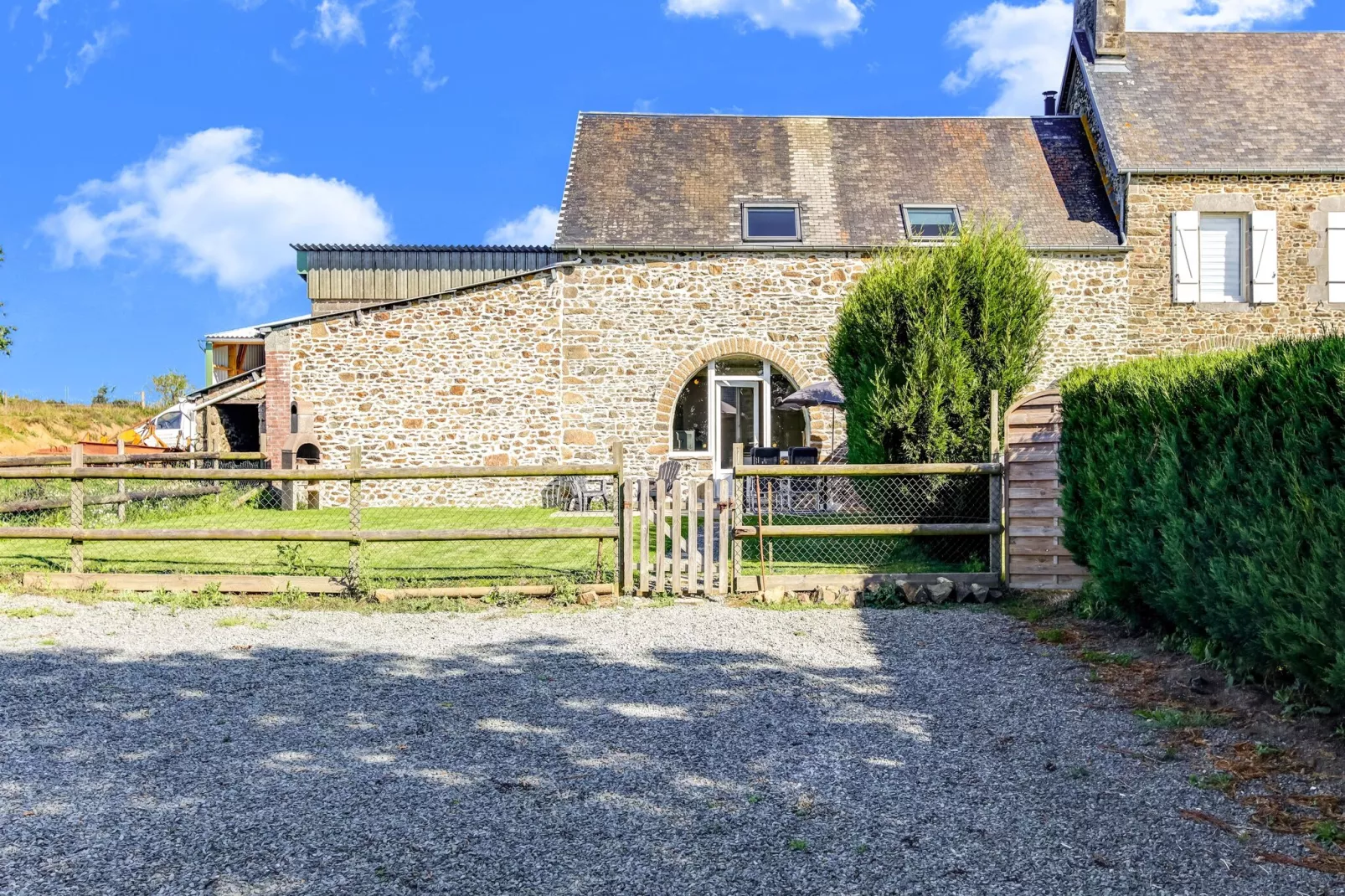 Maison de vacances - BRAINVILLE-Buitenkant zomer