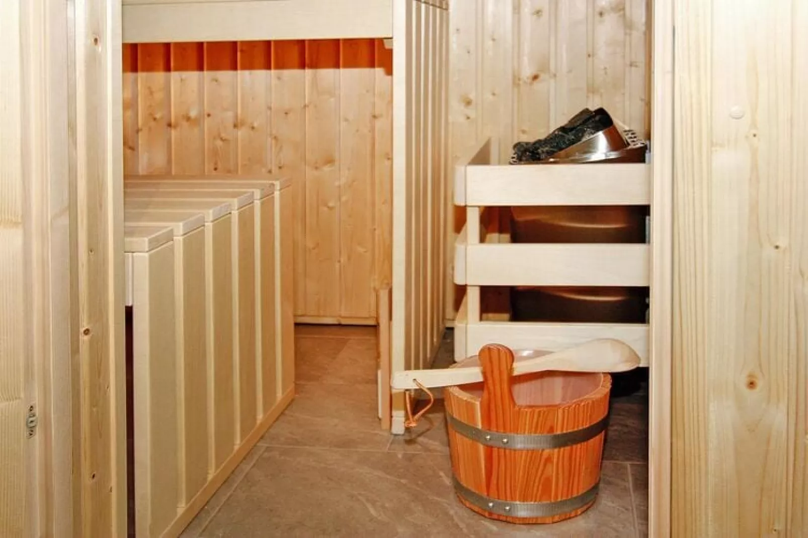 Doppelhaushälfte Luv in Zingst-Sauna