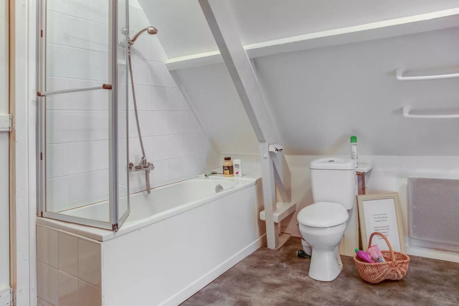 Vakantiehuis in Houtteville met tuin-Badkamer