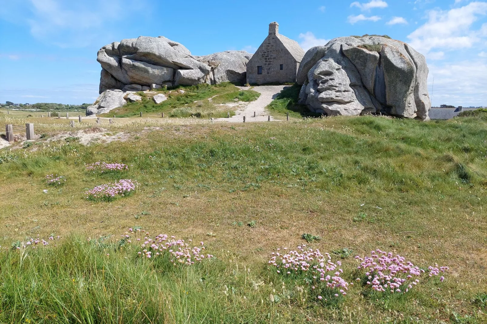 Ferienhaus mit Jacuzzi in Guisseny-Gebieden zomer 20km