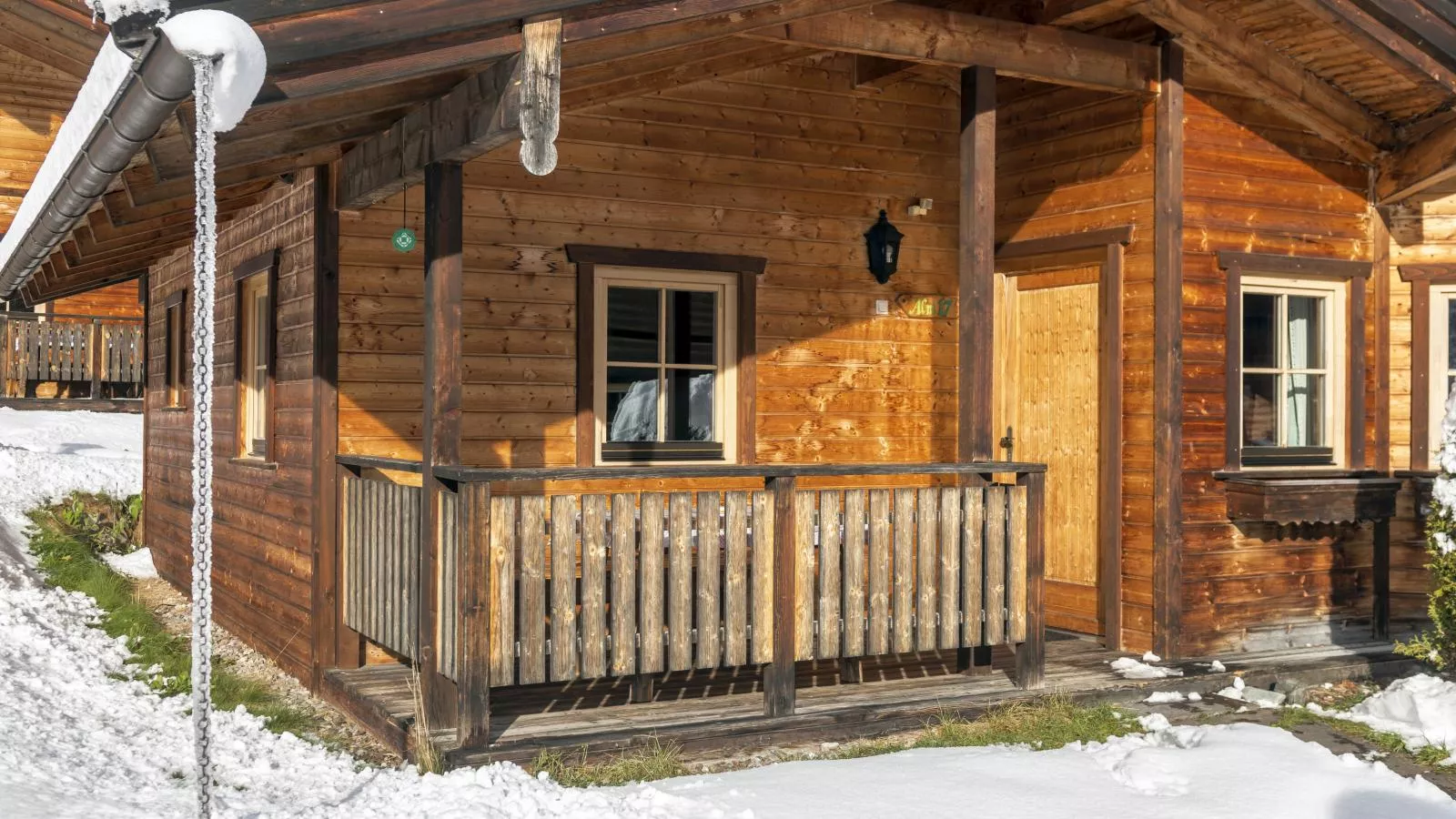 Uriges Chalet 4-Exterieur winter