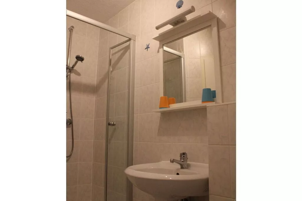 148477-Badkamer