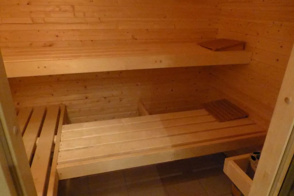 222346-Sauna