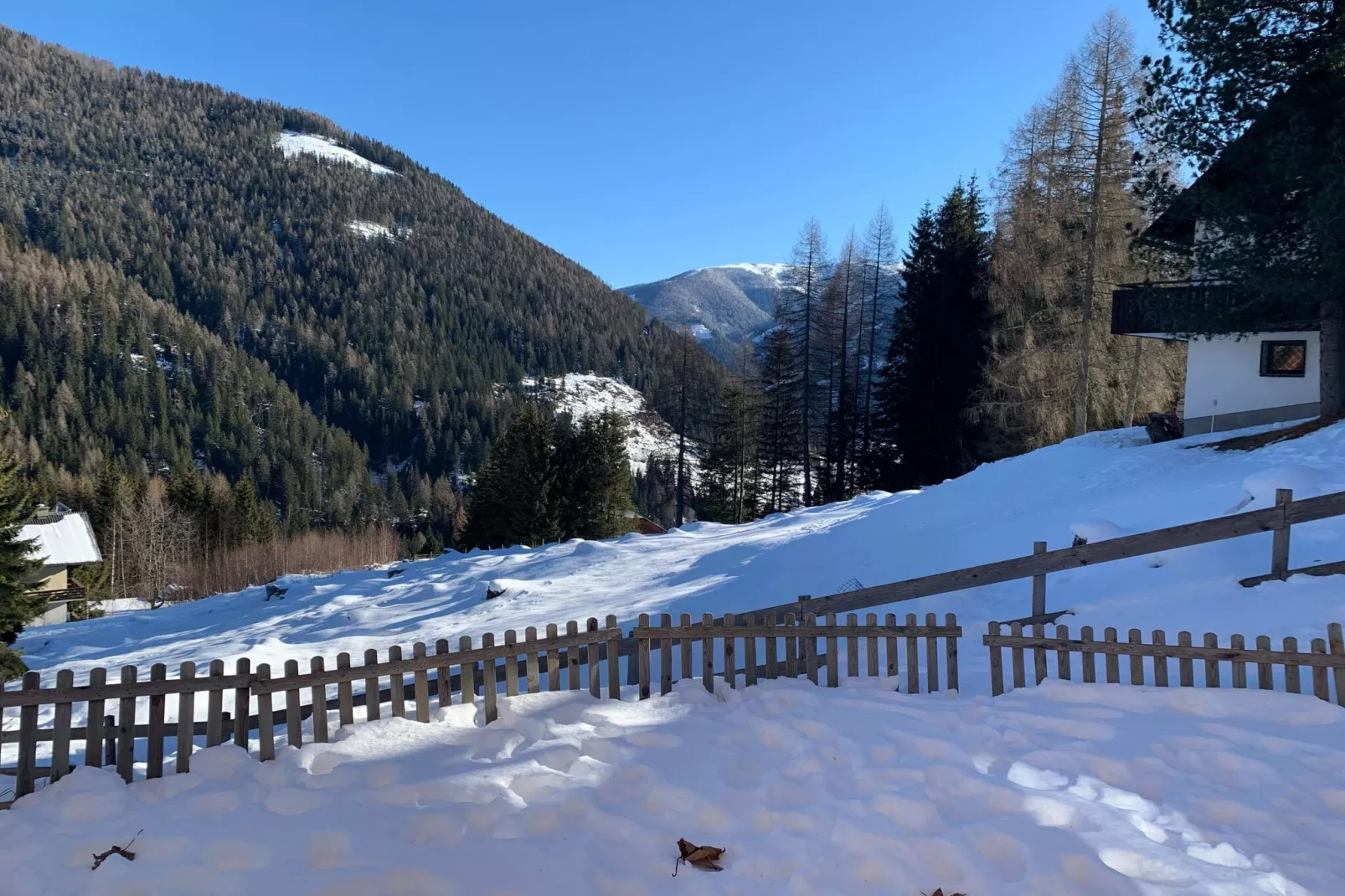 Chalet Ahorn Bad Kleinkirchheim-Uitzicht winter