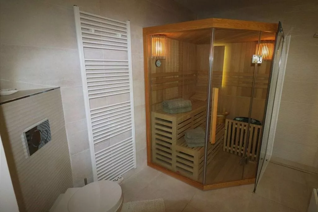 226039-Badkamer