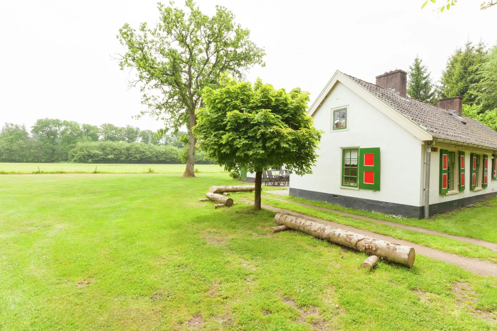 Landgoed Pijnenburg De Eik-Buitenkant zomer