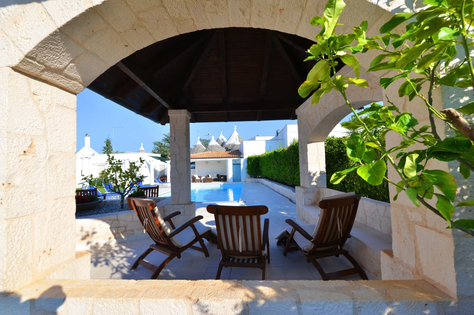 Villa Giovanna Trullo in Ostuni-Terrasbalkon