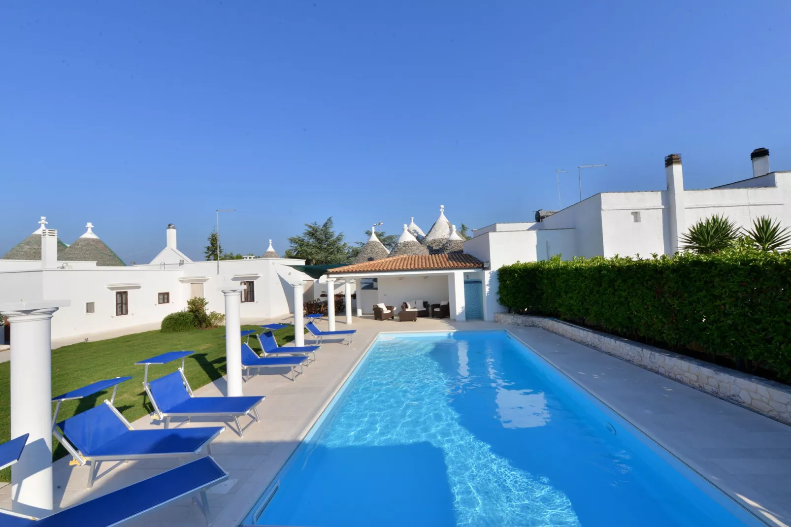 Villa Giovanna Trullo in Ostuni-Zwembad