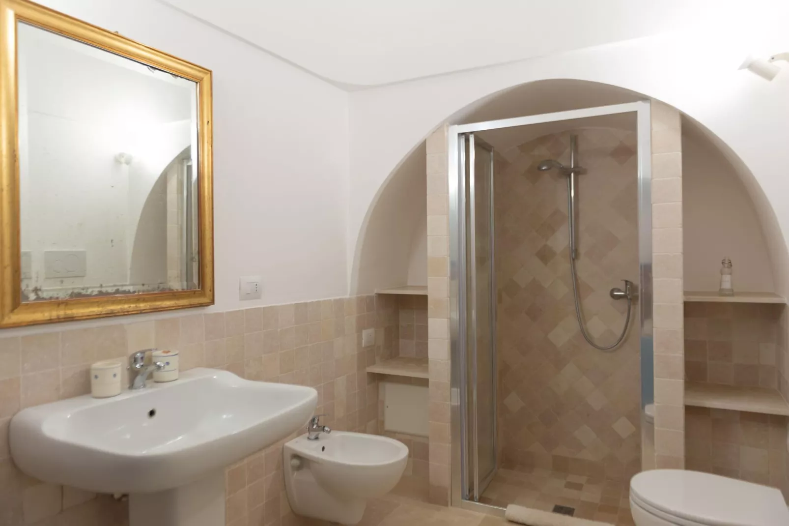 Trulli Tre Corbezzoli - Ostuni-Badkamer