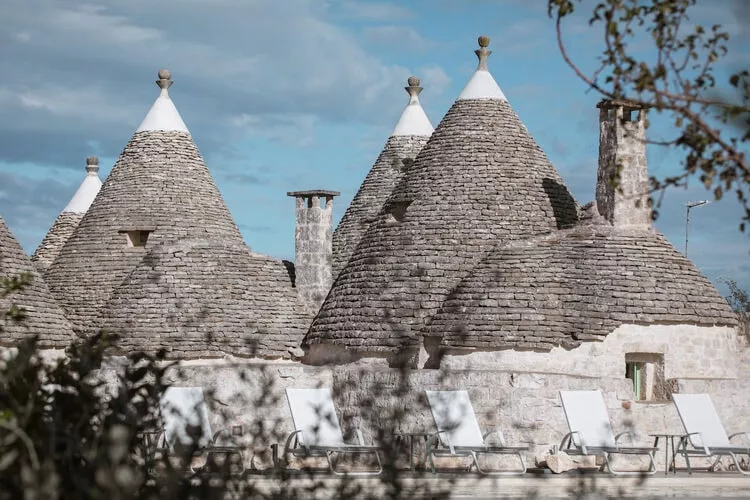 Trulli Petralux in Valle d'Itria-Buitenkant zomer