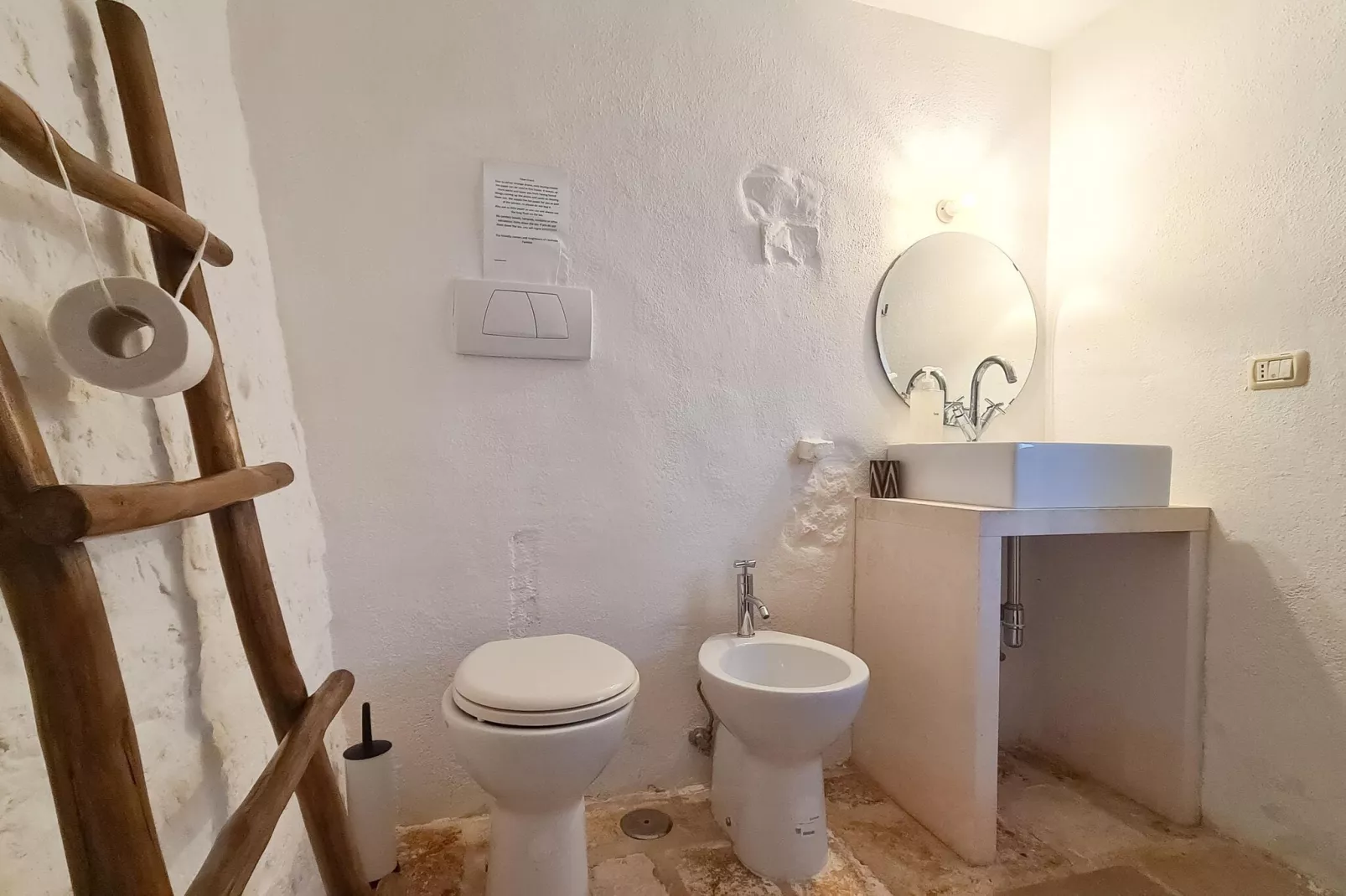 Trulli Fantese 4 Ostuni-Badkamer