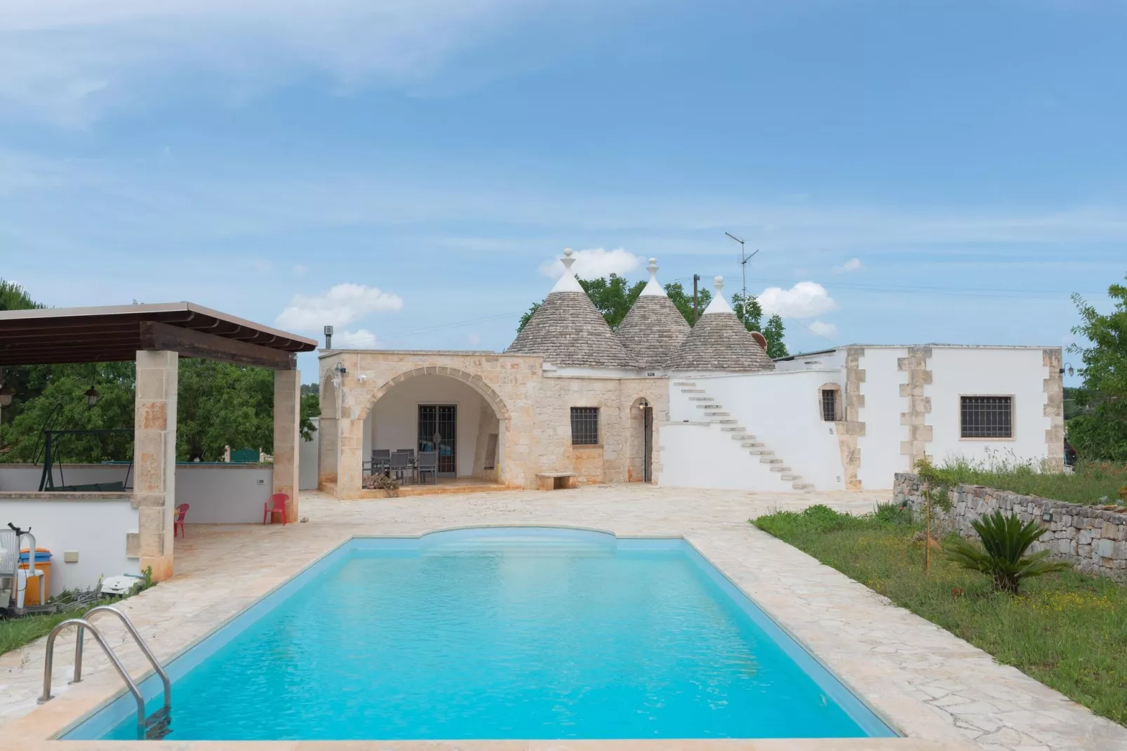 Trullo Terra di mezzo in Martina Franca