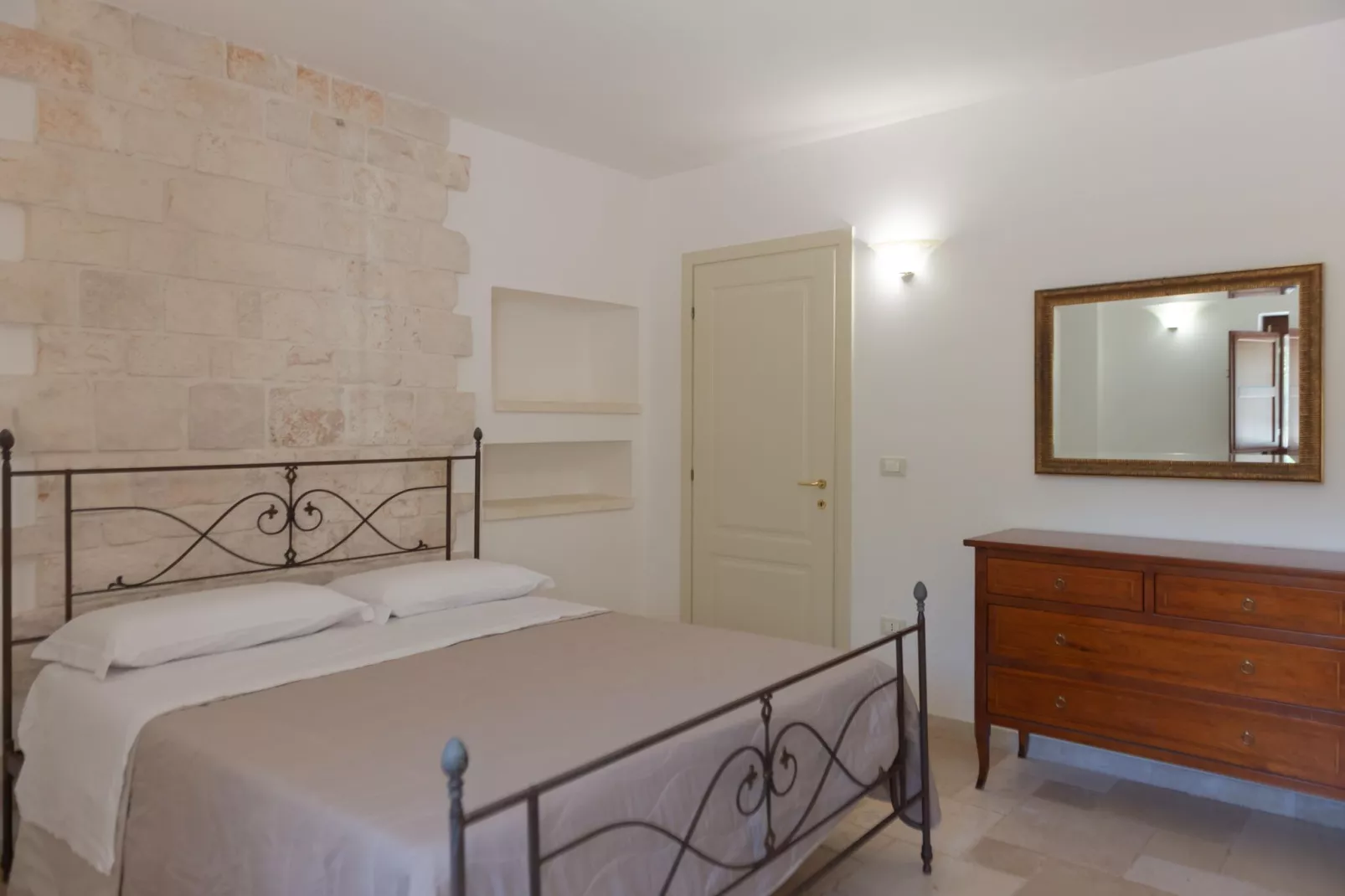 Trullo Terra di mezzo in Martina Franca-Slaapkamer