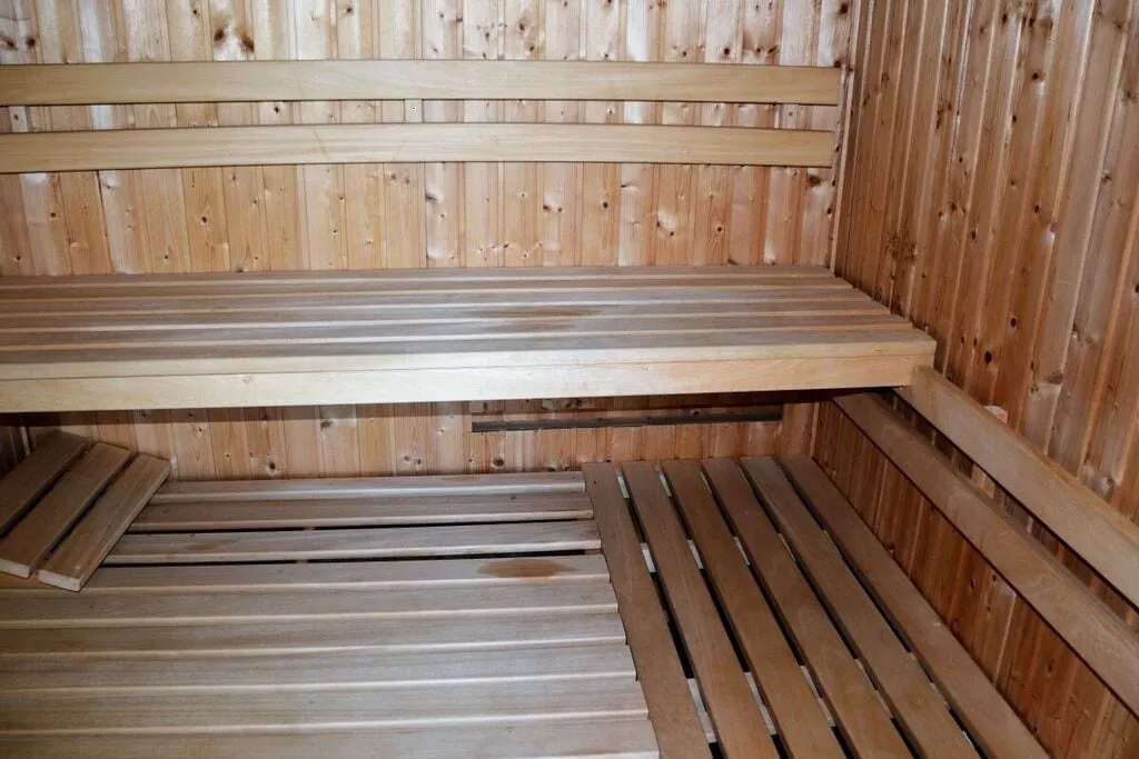 242569	-Sauna