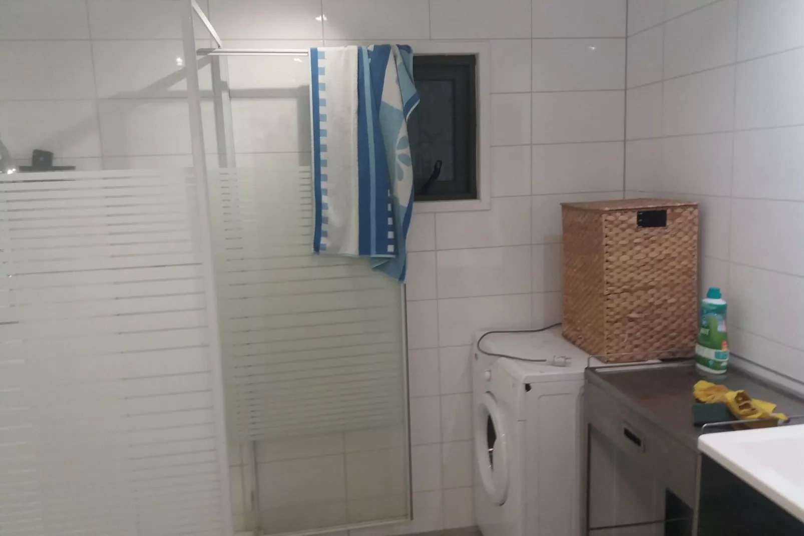 Chalet De Vier Jaargetijden 74-Badkamer