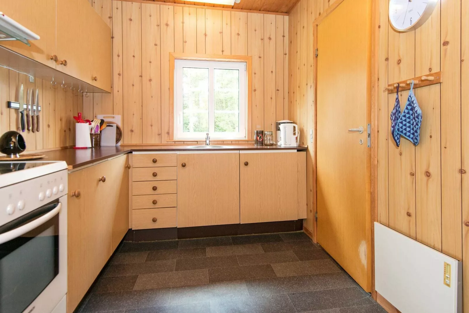 Rustieke Cottage nabij Kvie Lake-By Traum-Binnen