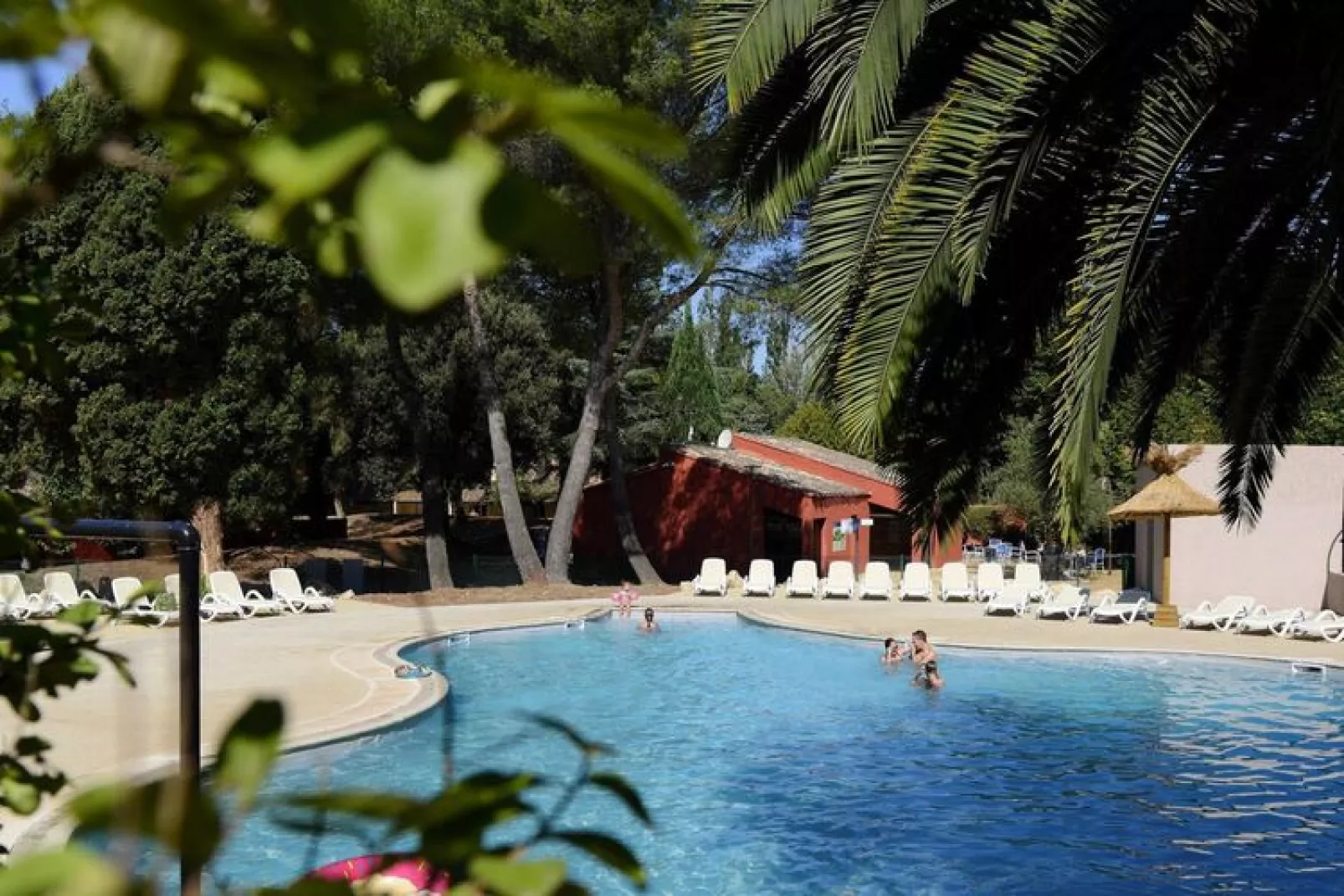 Vakantiehuis in Arles met betaalde sauna-Zwembad