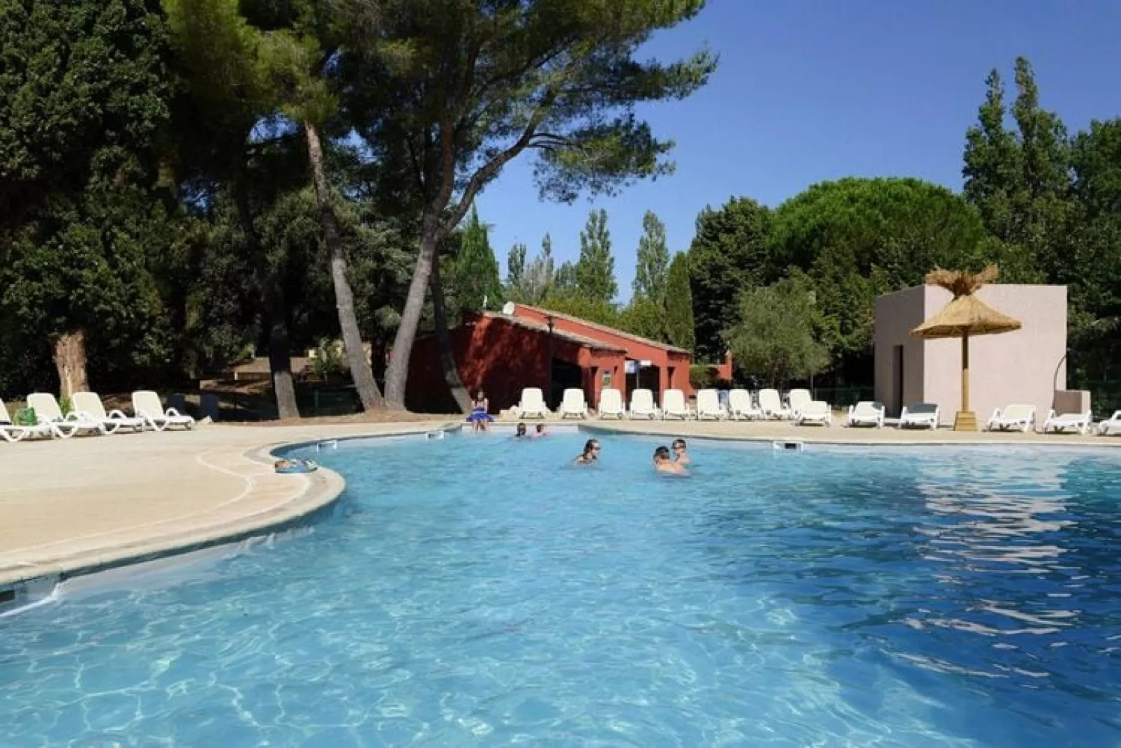 Vakantiehuis in Arles met betaalde sauna-Zwembad