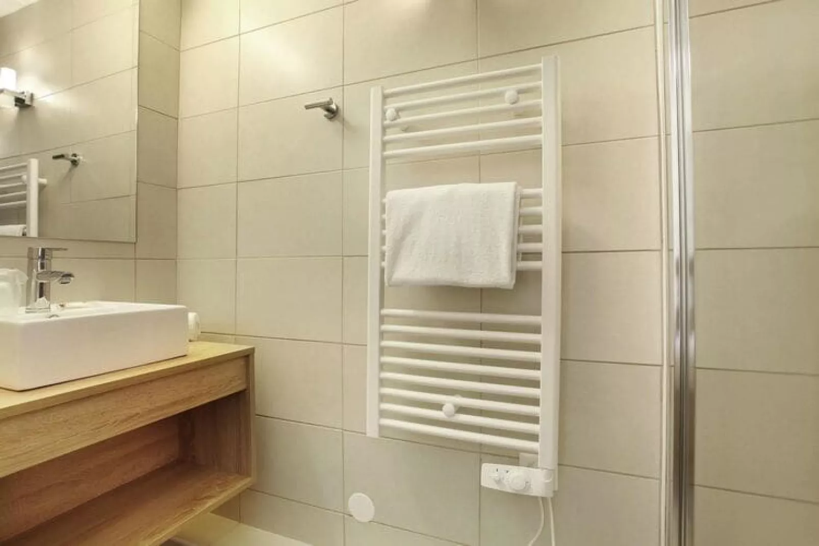 Vakantiehuis in Arles met betaalde sauna-Badkamer