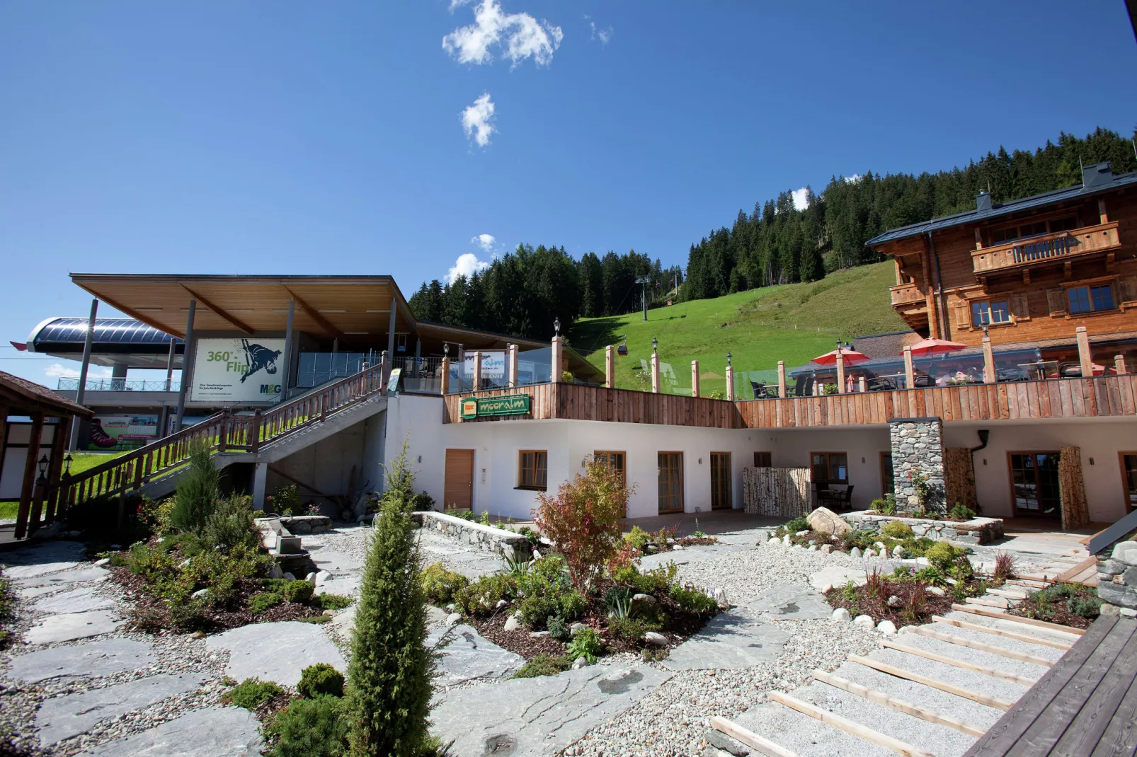 Panorama Chalet 5-Tuinen zomer