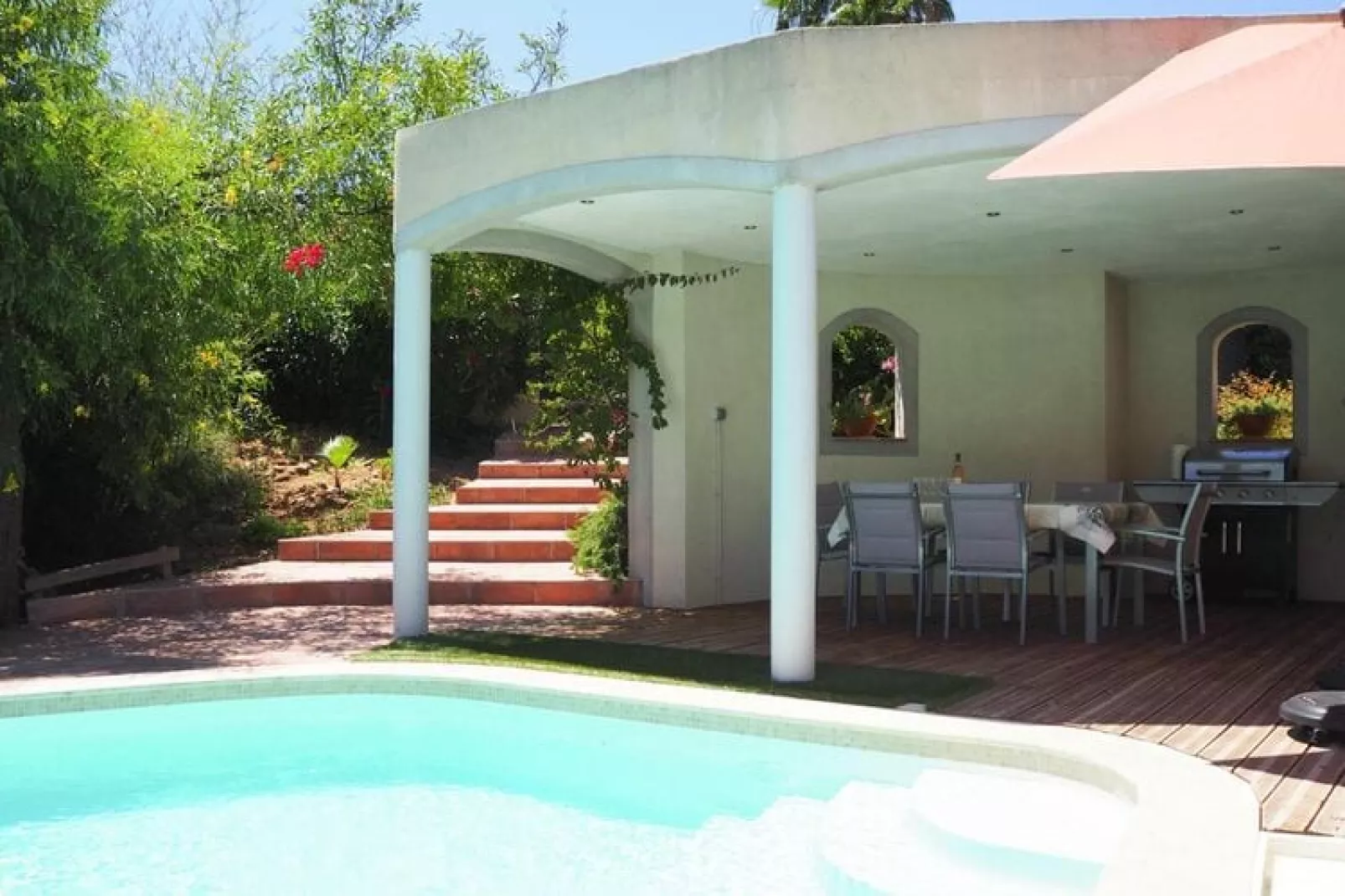 Villa in Cavalaire-sur-Mer-Terrasbalkon